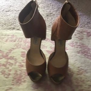 Jimmy Choo 5 inch platform heels with back zipper!